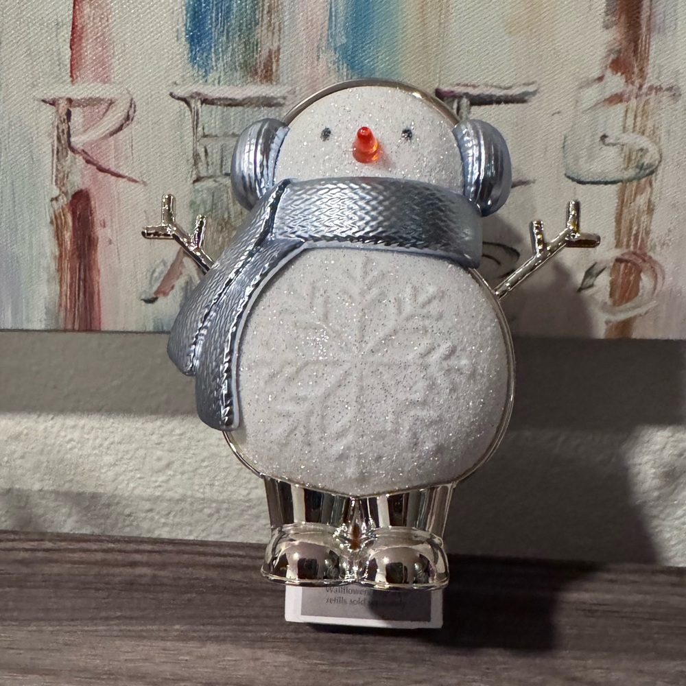 Snowman Wallflower Plug Bath and Body Works